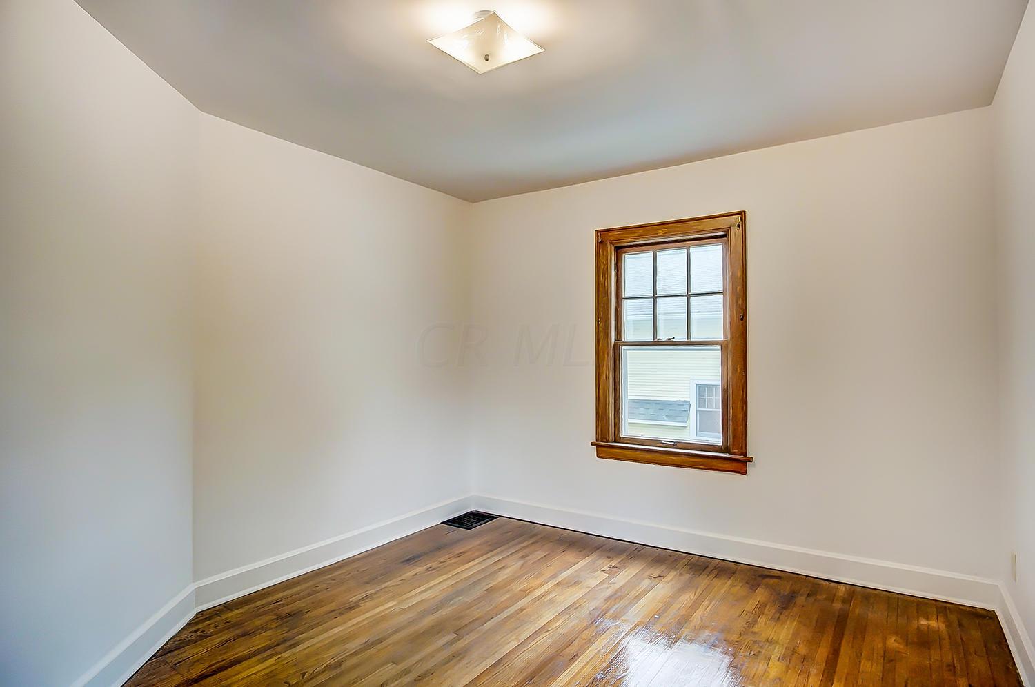 447 Brevoort Road Columbus, OH 43214 - Photo 23 of 31 Gallery Image 23
