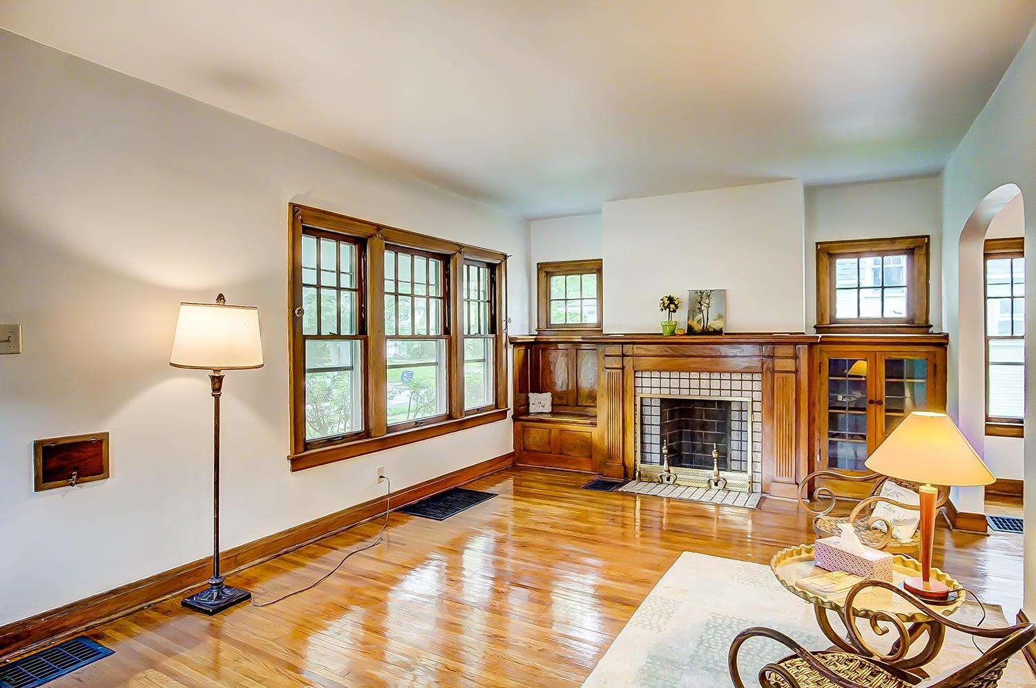 447 Brevoort Road Columbus, OH 43214 - Photo 8 of 31 Gallery Image 8
