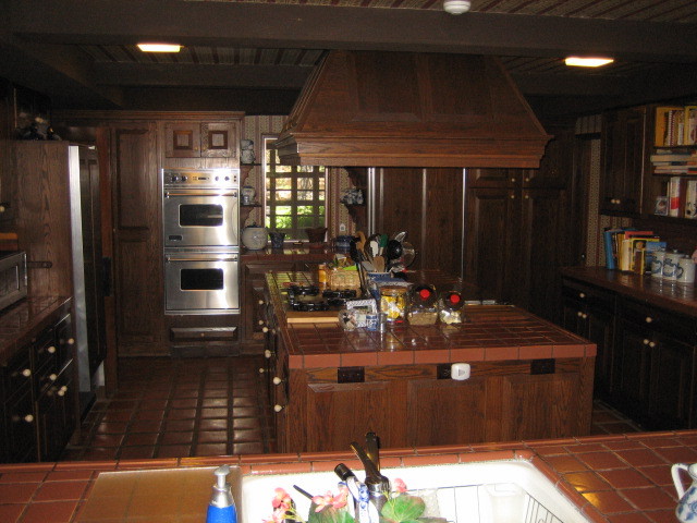 1117 Foothill Road Ojai, CA 93023 - Photo 14 of 15 a room with lots of counter and shower