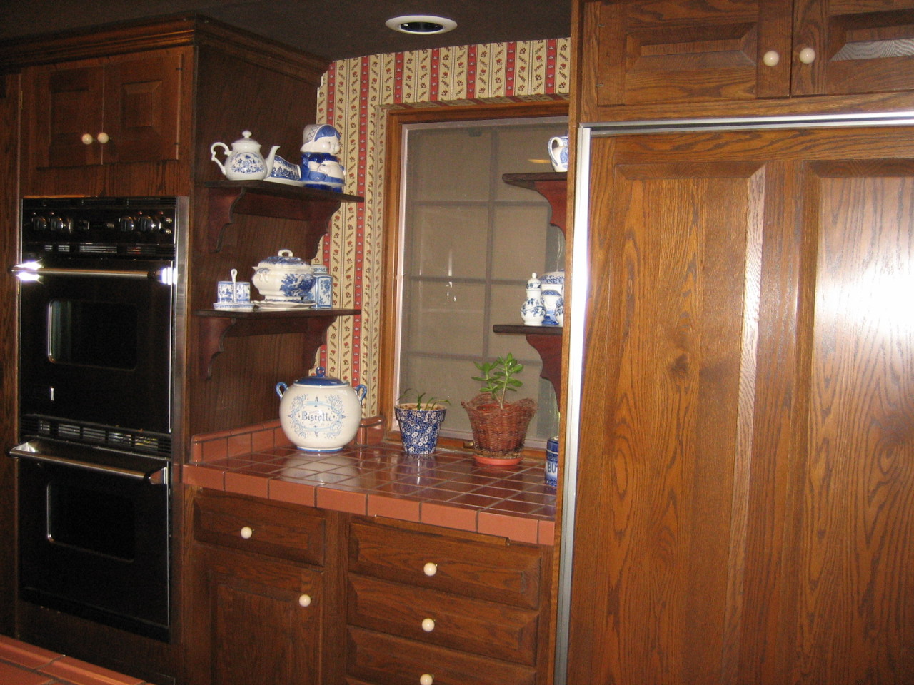 1117 Foothill Road Ojai, CA 93023 - Photo 8 of 15 a bathroom with a mirror and a shower