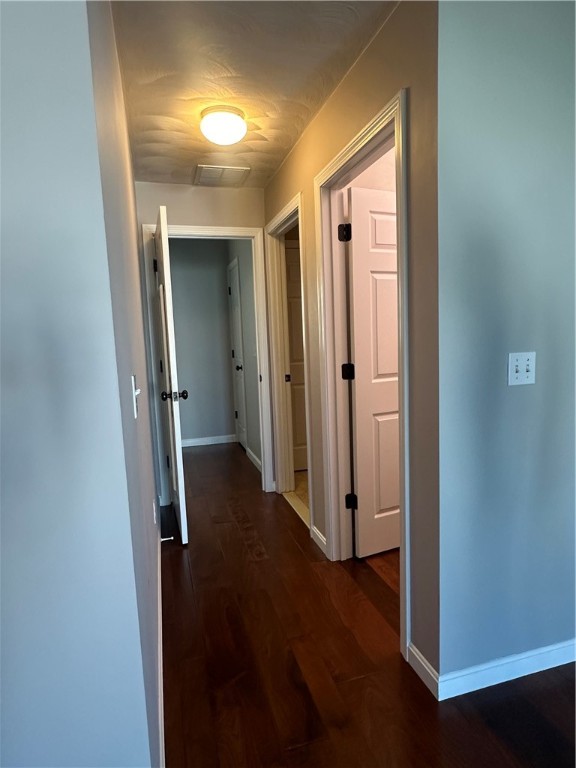 149 Cheshire Drive Cranston, RI 02921 - Photo 23 of 35