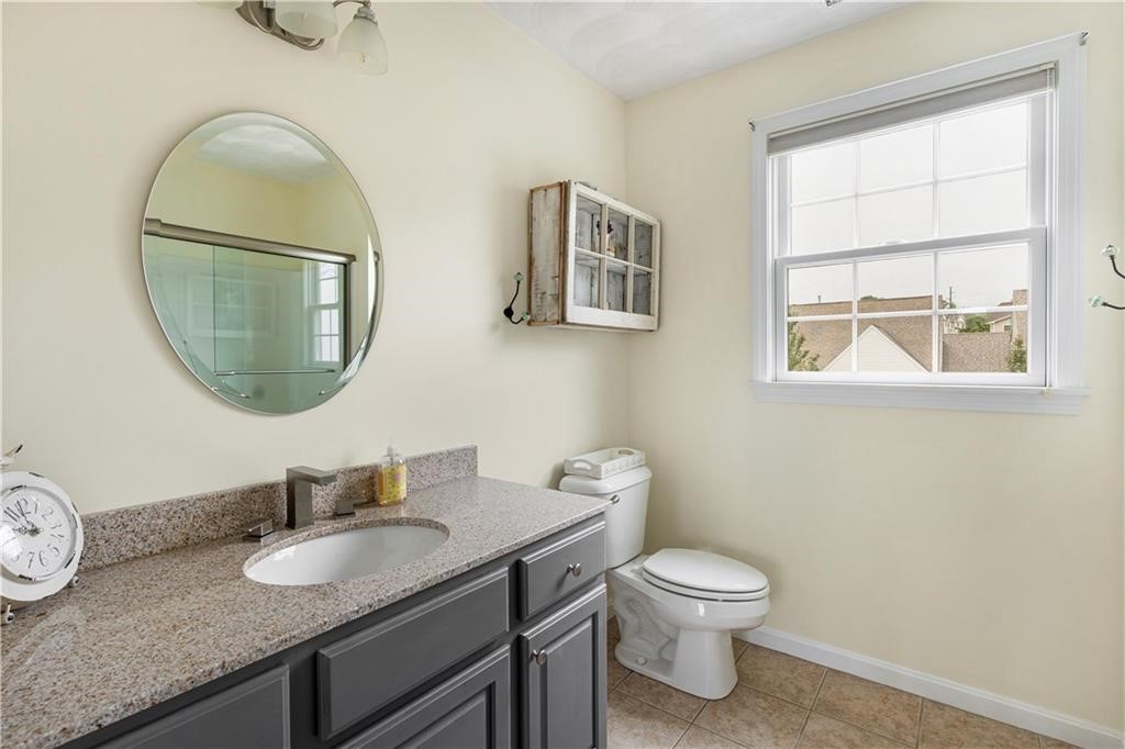 149 Cheshire Drive Cranston, RI 02921 - Photo 27 of 35