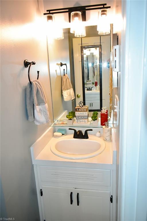 1707 North Main Street, Unit 2 Mount Airy, NC 27030 - Photo 10 of 20