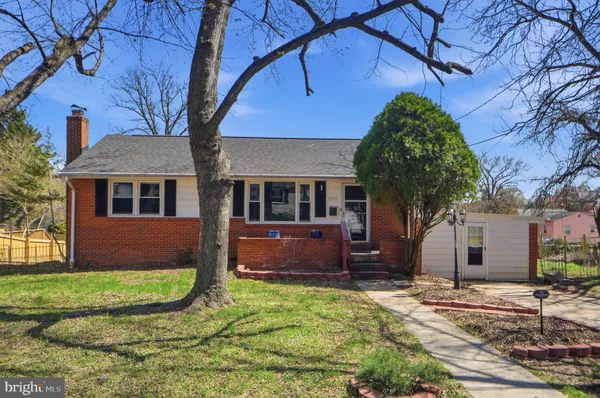 $450,000 | 9501 49th Avenue, College Park, MD 20740