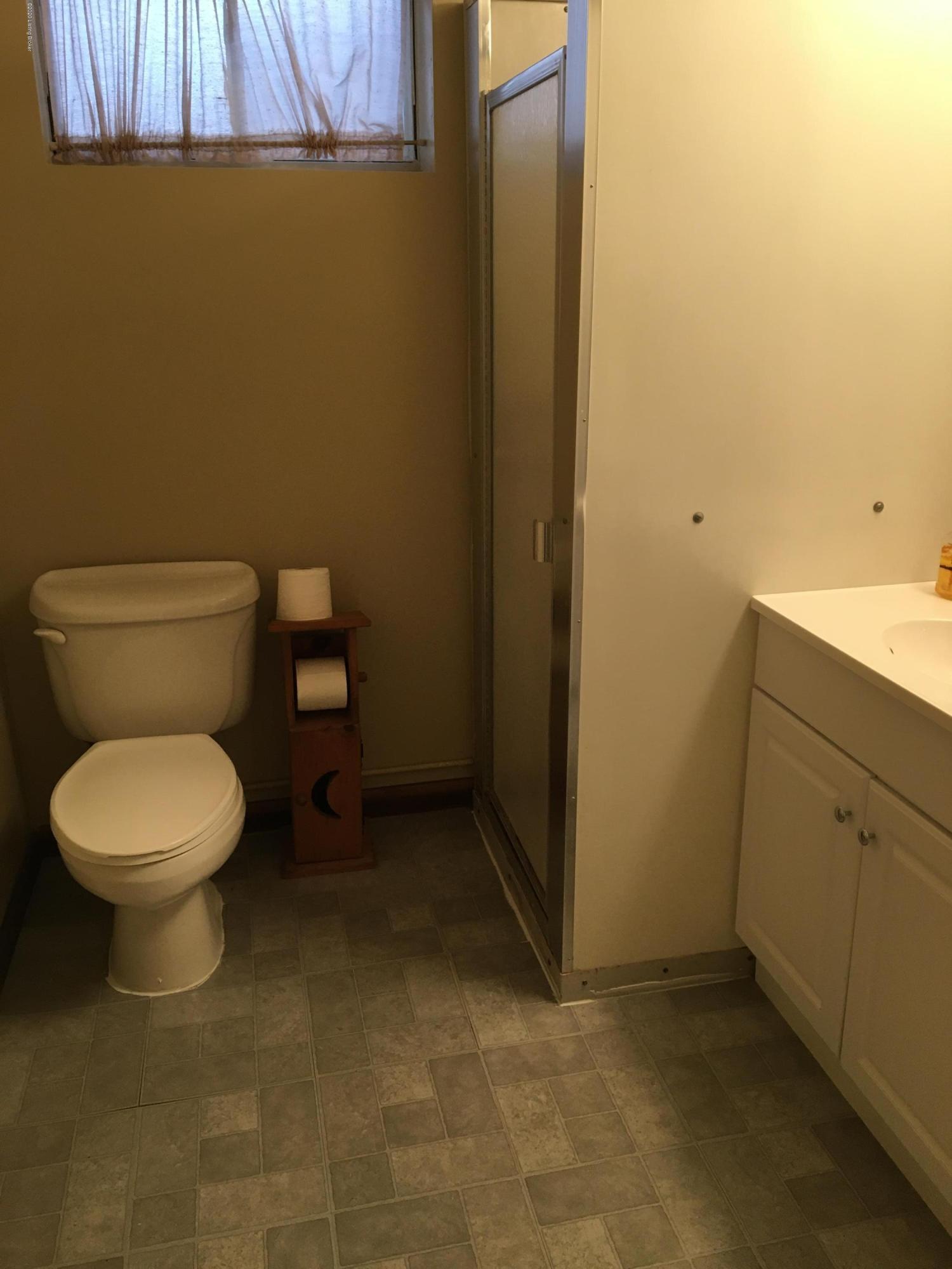 7901 Circle Crest Road Louisville, KY 40241 - Photo 55 of 69 Full Bath in lower level