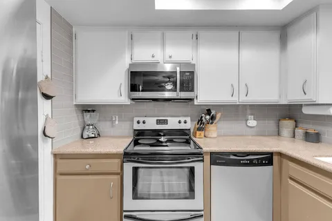 $389,000 | 72954 Ken Rosewall Lane, Palm Desert, CA 92260