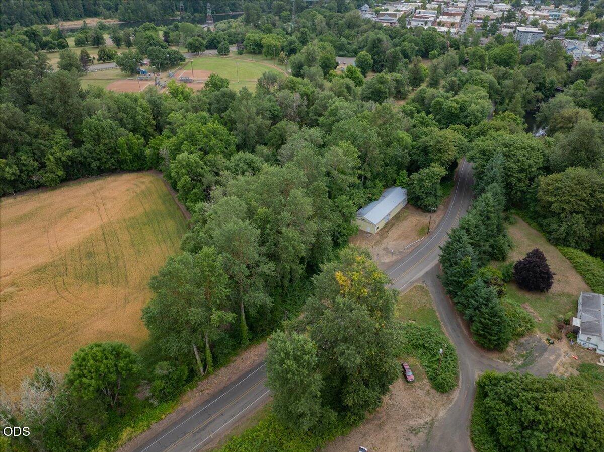 Undisclosed Address Albany, OR 97321 - Photo 27 of 28
