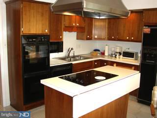 1903 Sharon Road Jenkintown, PA 19046 - Photo 4 of 6 Kitchen