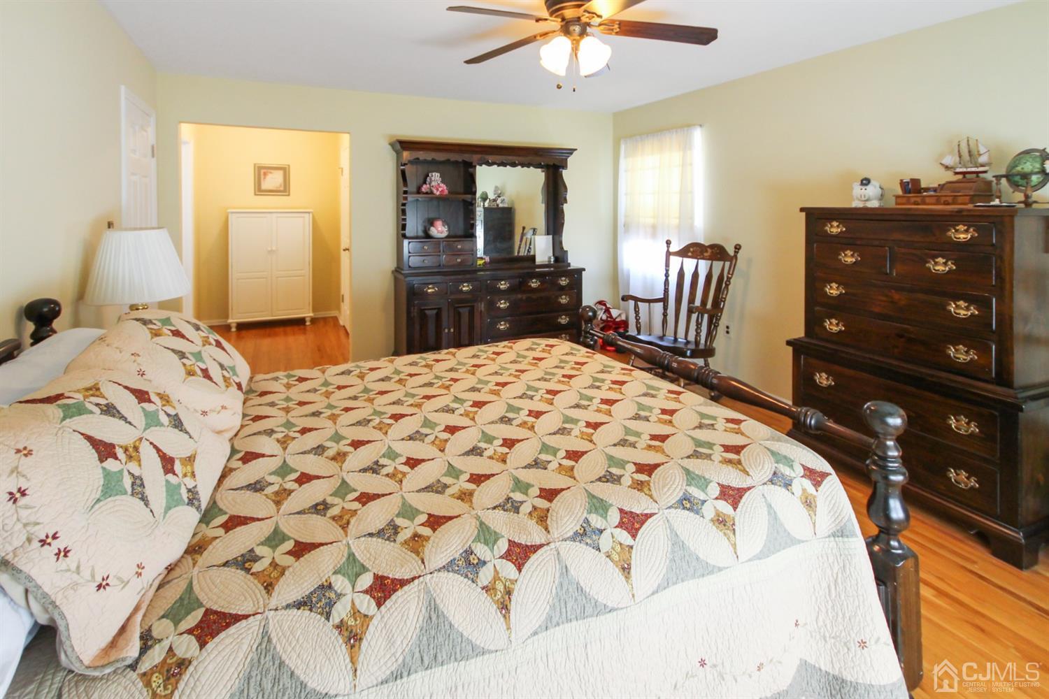 63 Overhill Road East Brunswick, NJ 08816 - Photo 18 of 34 Gallery Image 18