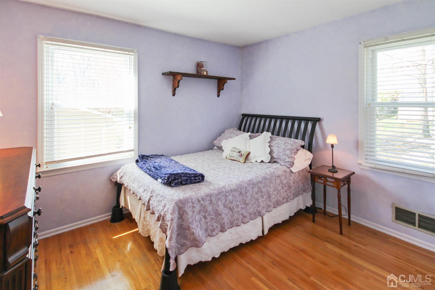 63 Overhill Road East Brunswick, NJ 08816 - Photo 28 of 34 Gallery Image 28