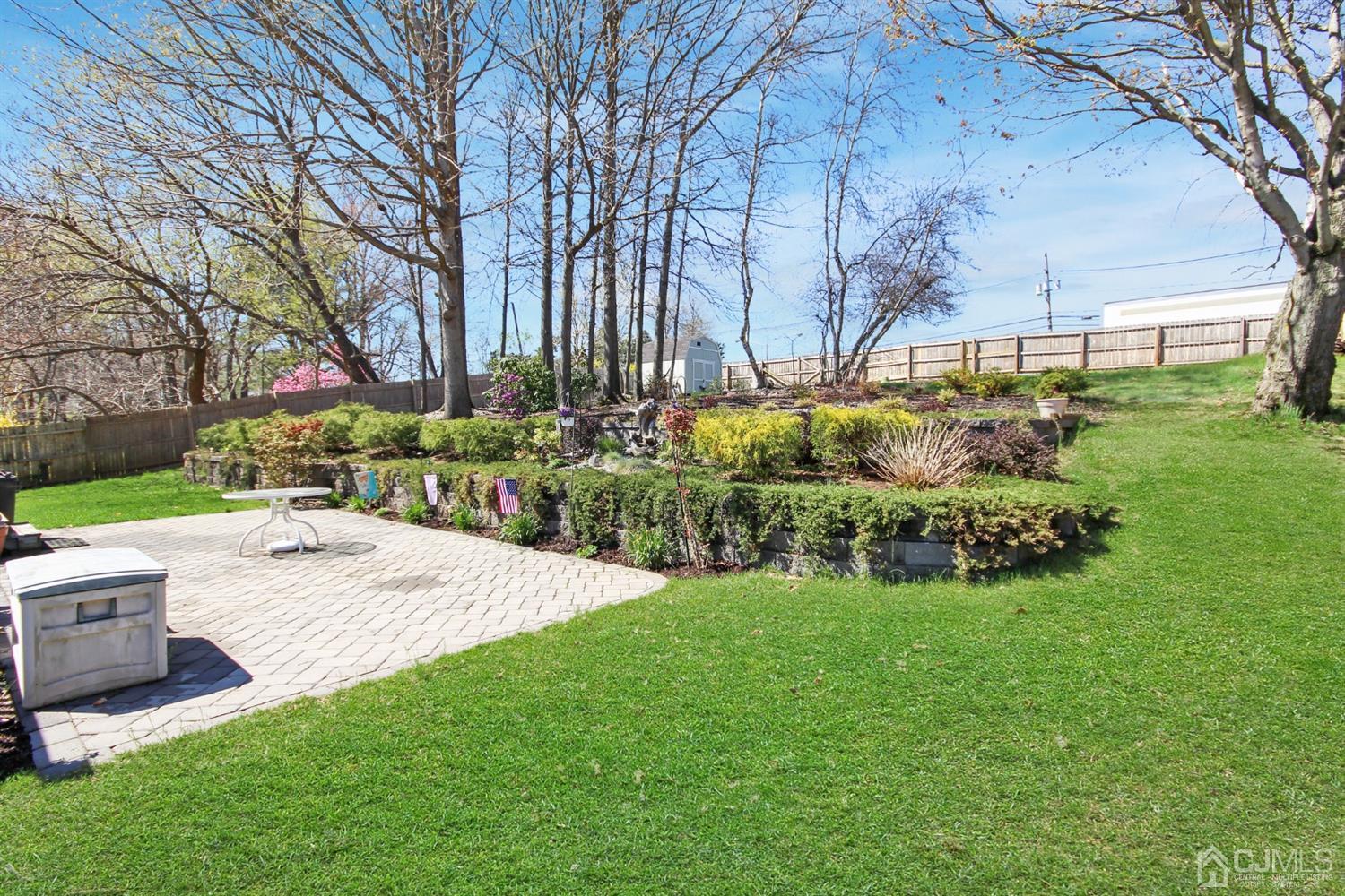 63 Overhill Road East Brunswick, NJ 08816 - Photo 31 of 34 Gallery Image 31
