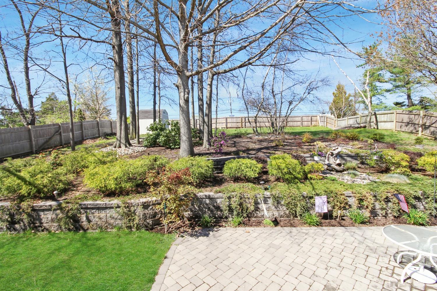 63 Overhill Road East Brunswick, NJ 08816 - Photo 33 of 34 Gallery Image 33