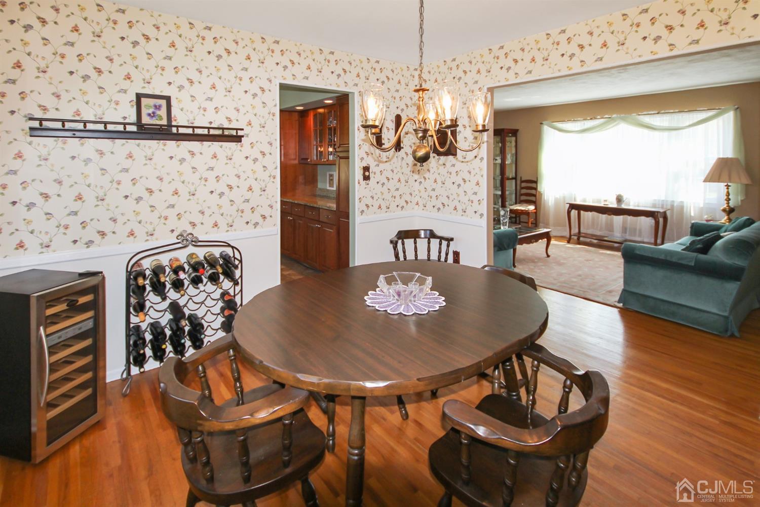 63 Overhill Road East Brunswick, NJ 08816 - Photo 7 of 34 Gallery Image 7