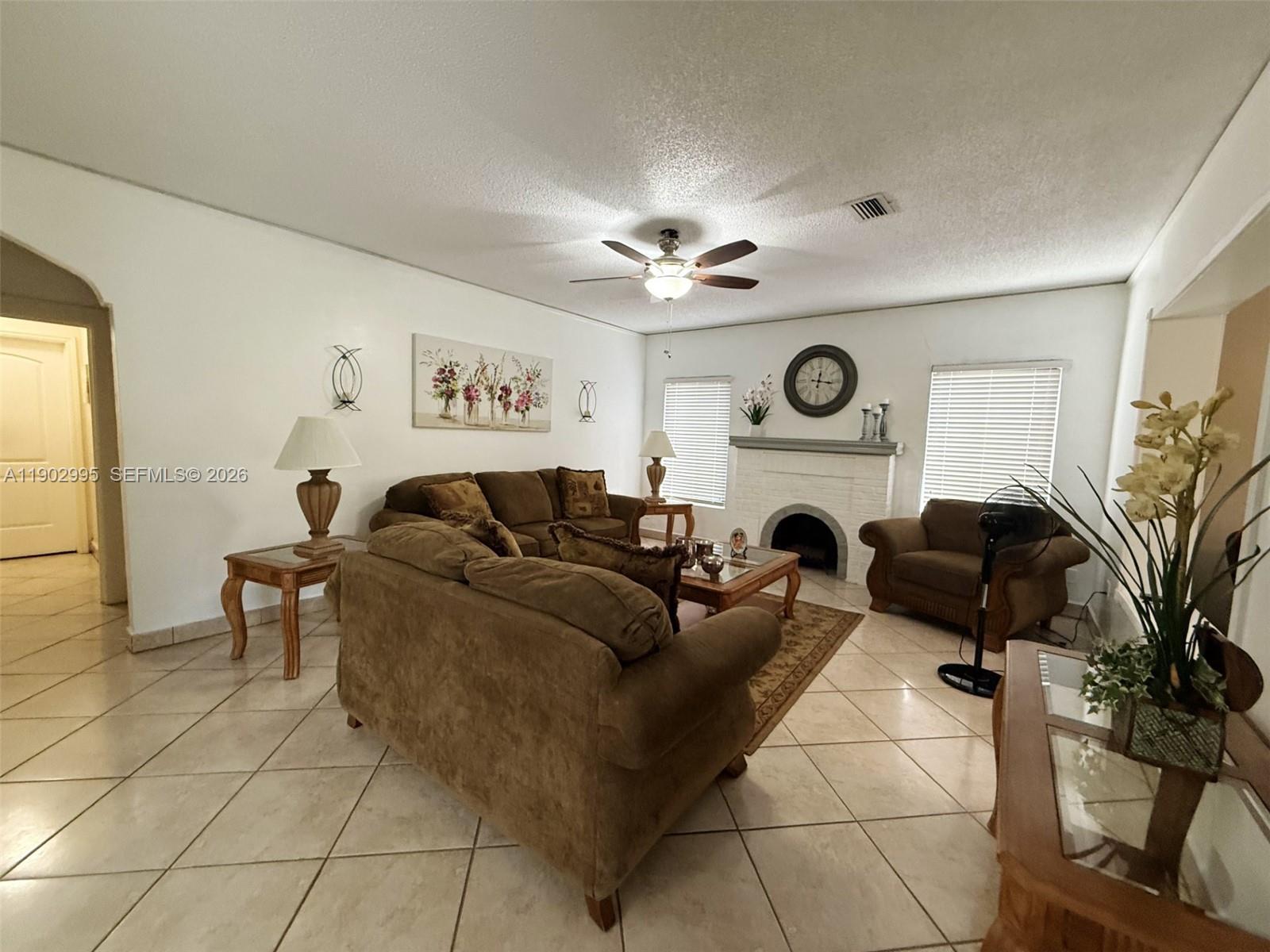 1835 Southwest 10th Street Miami, FL 33135 - Photo 11 of 51 Living Room View