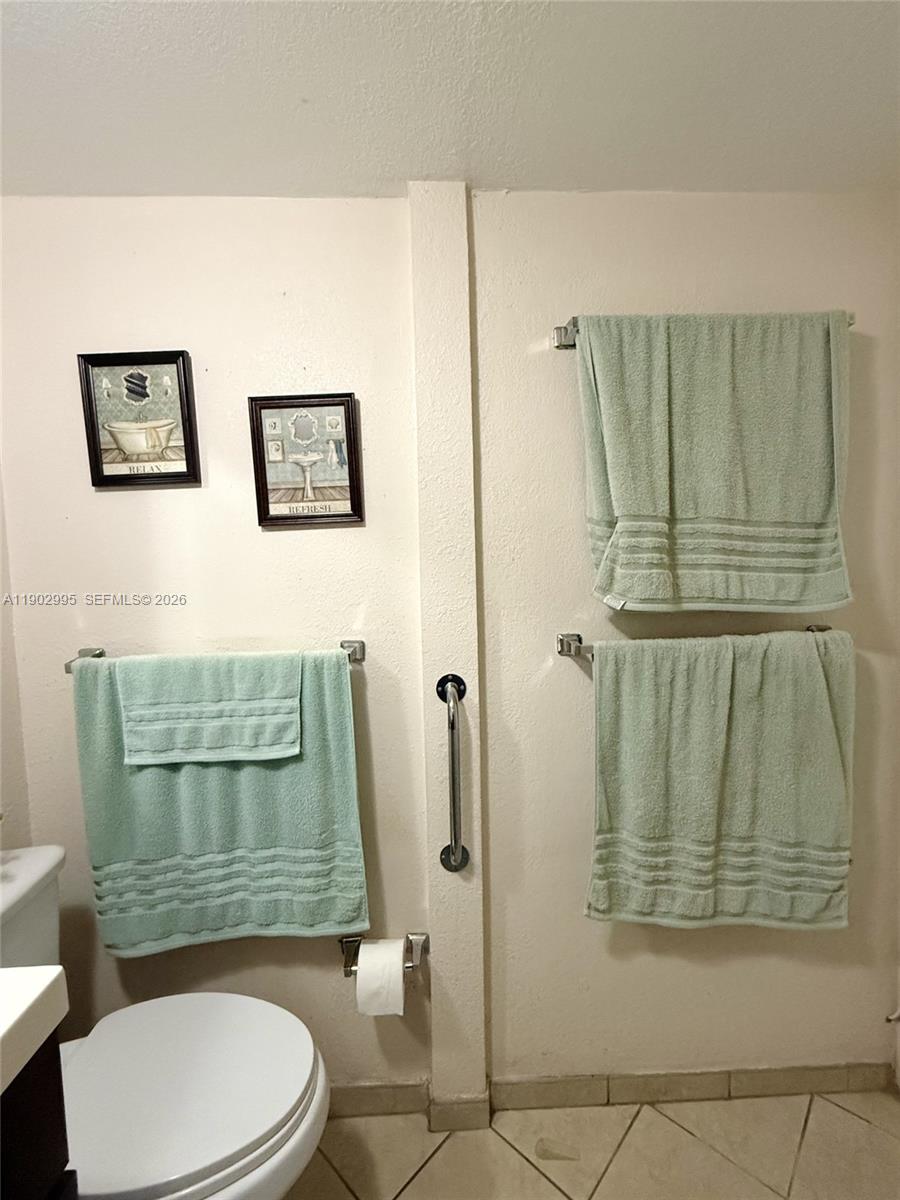 1835 Southwest 10th Street Miami, FL 33135 - Photo 17 of 51 Bathroom No 1 View