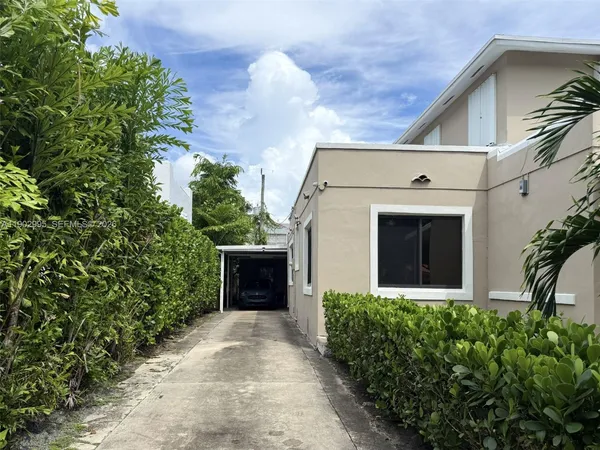 $1,100,000 | 1835 Southwest 10th Street, Miami, FL 33135