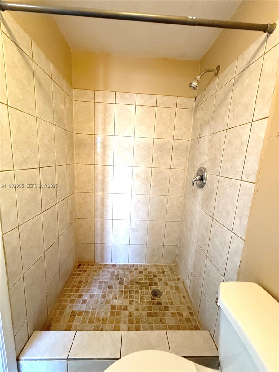 1835 Southwest 10th Street Miami, FL 33135 - Photo 48 of 51 In-Law Bathroom View