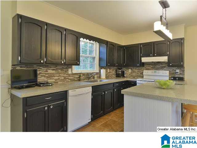 4946 Indian Valley Road Birmingham, AL 35244 - Photo 13 of 32