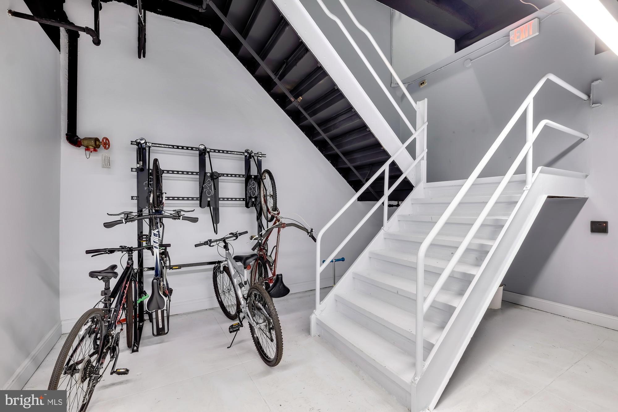 1700 Walnut Street, Unit 5H Philadelphia, PA 19103 - Photo 21 of 25