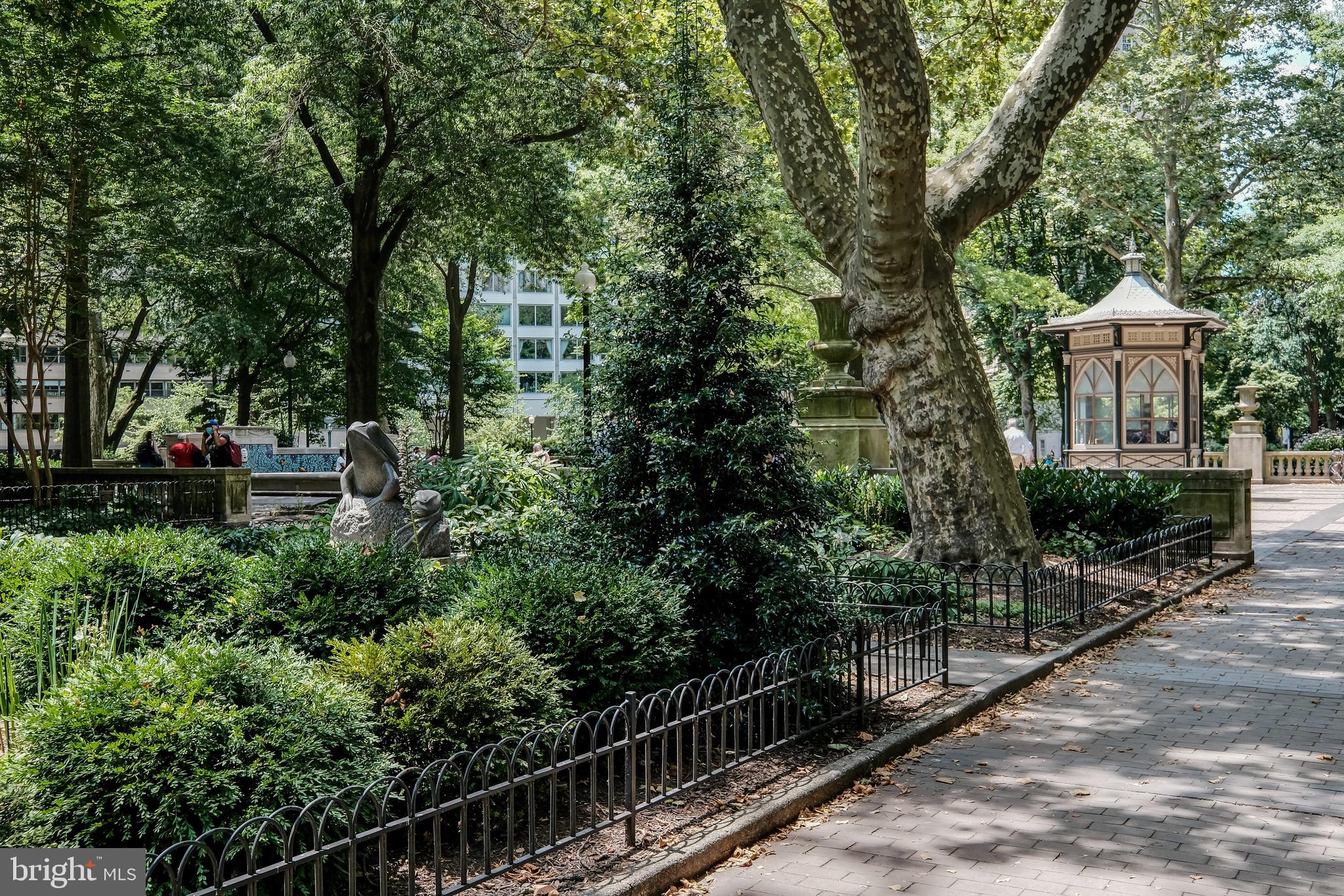 1700 Walnut Street, Unit 5H Philadelphia, PA 19103 - Photo 22 of 25