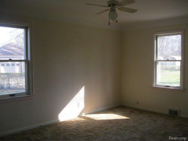 117 Lasalle Road Monroe, MI 48162 - Photo 6 of 8 117 Lasalle bedroom.JPG