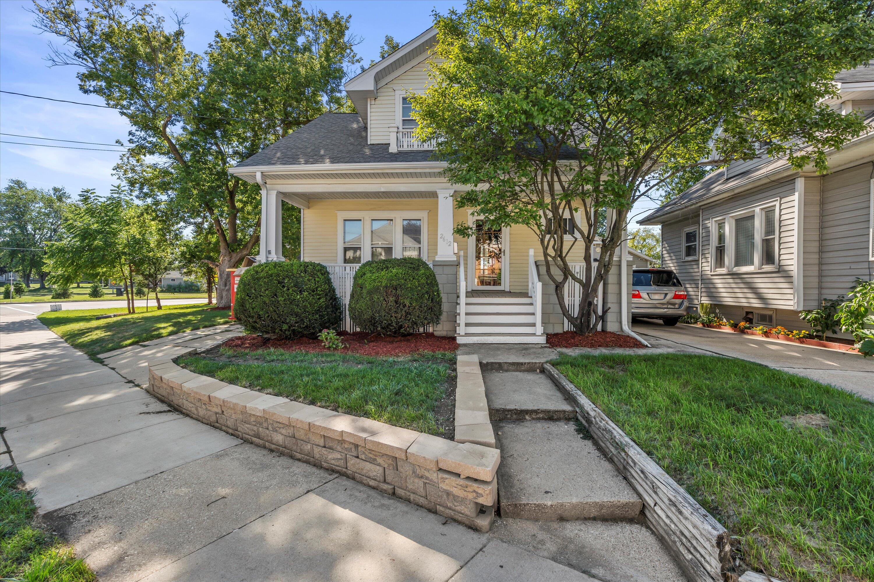 2612 Taylor Avenue Racine, WI 53403 - Photo 1 of 1 31-DSC05538