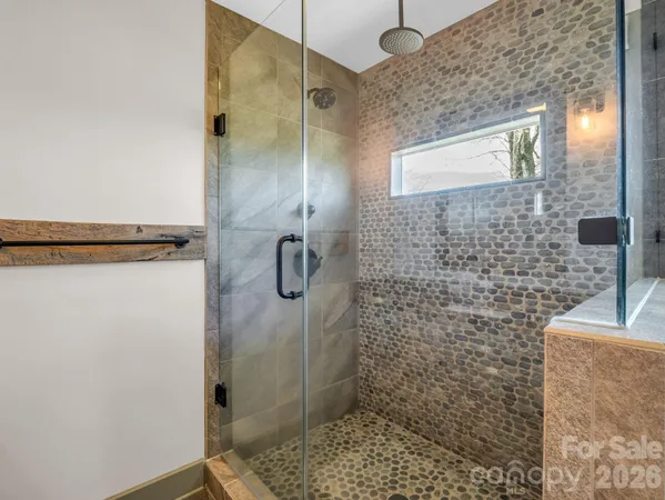 $1,175,000 | 200 Granite Bridge Court, Black Mountain, NC 28711