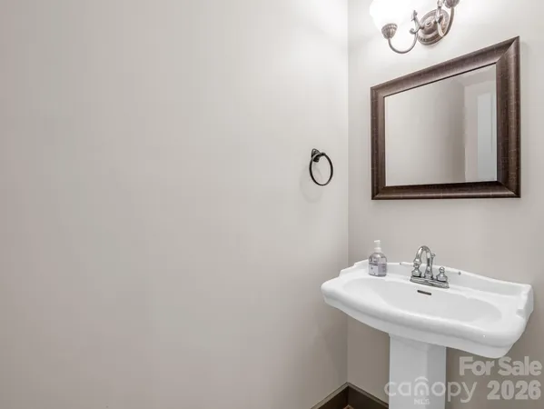 $1,175,000 | 200 Granite Bridge Court, Black Mountain, NC 28711