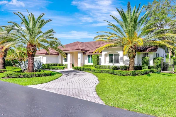 $1,999,999 | 7261 Southwest 120th Avenue, Miami, FL 33183