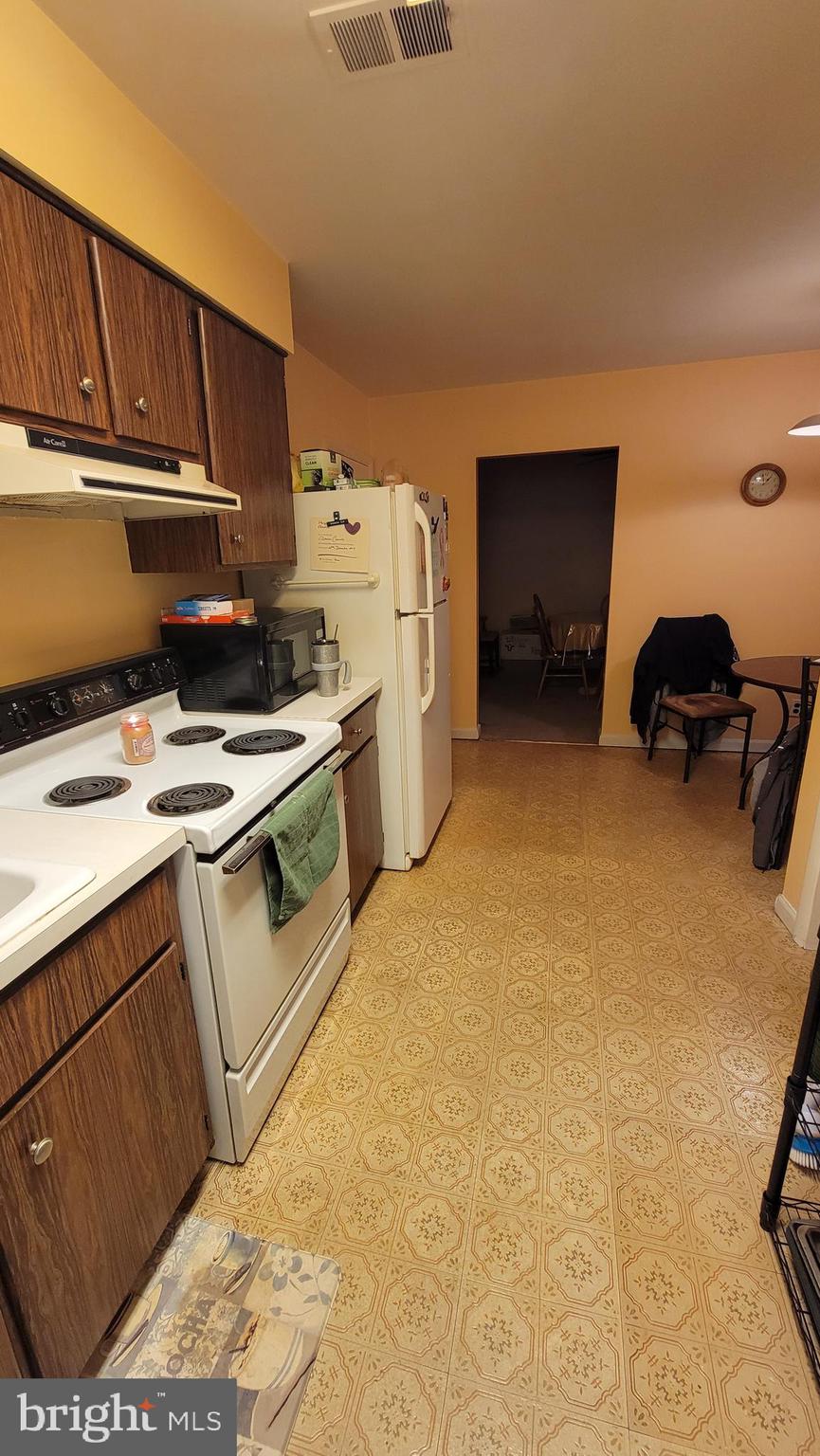 1475 Mt Holly Road, Unit R10 Edgewater Park, NJ 08010 - Photo 11 of 26