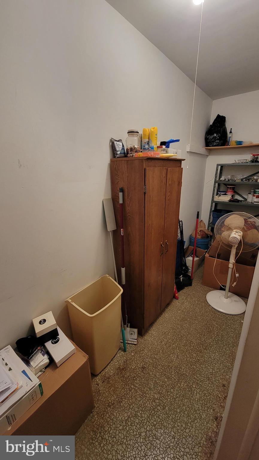1475 Mt Holly Road, Unit R10 Edgewater Park, NJ 08010 - Photo 15 of 26 Large walk in pantry
