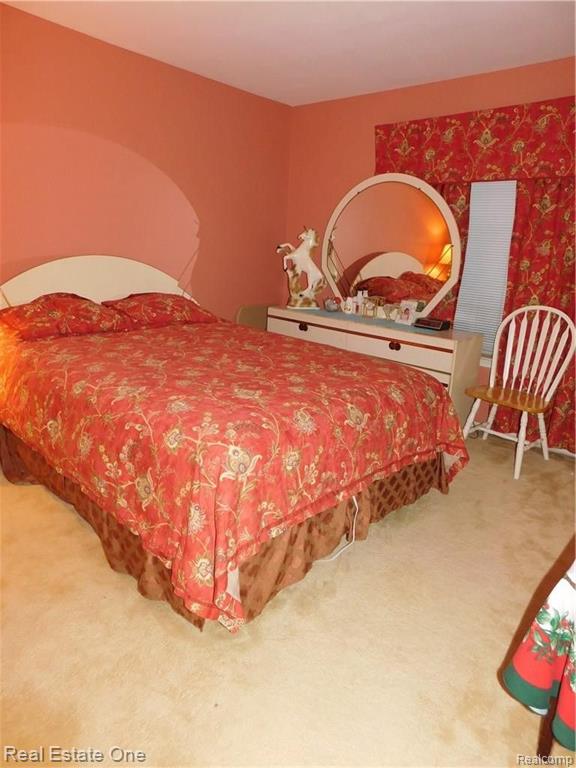 29656 Middlebelt Road, Unit 26 Farmington Hills, MI 48334 - Photo 27 of 39