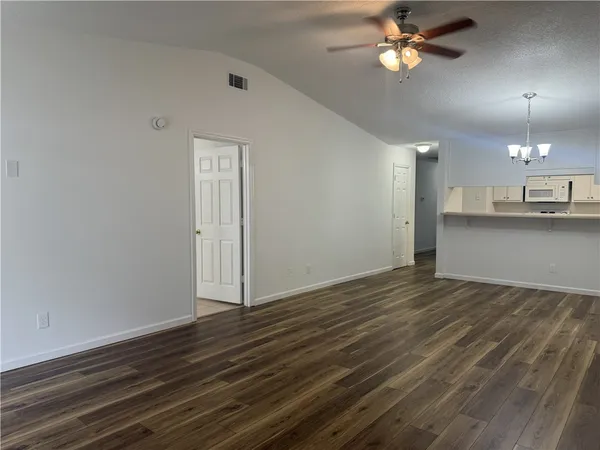 $1,700 | 294 Windridge Drive, Brunswick, GA 31520
