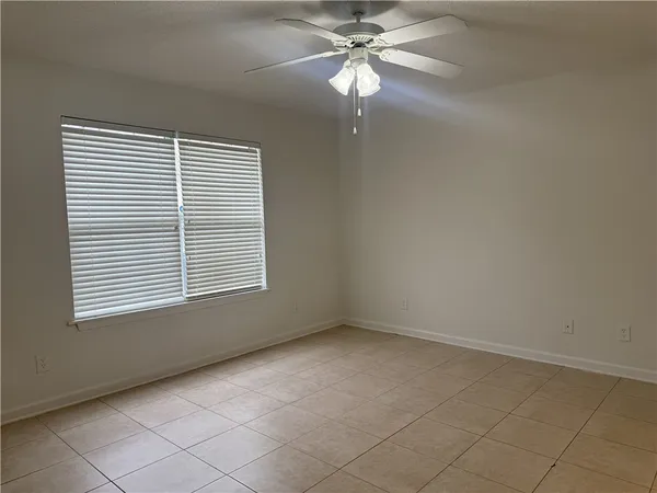 $1,700 | 294 Windridge Drive, Brunswick, GA 31520