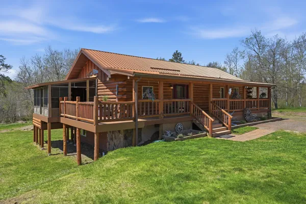 $425,000 | N6101 9th Street, Spooner, WI 54801