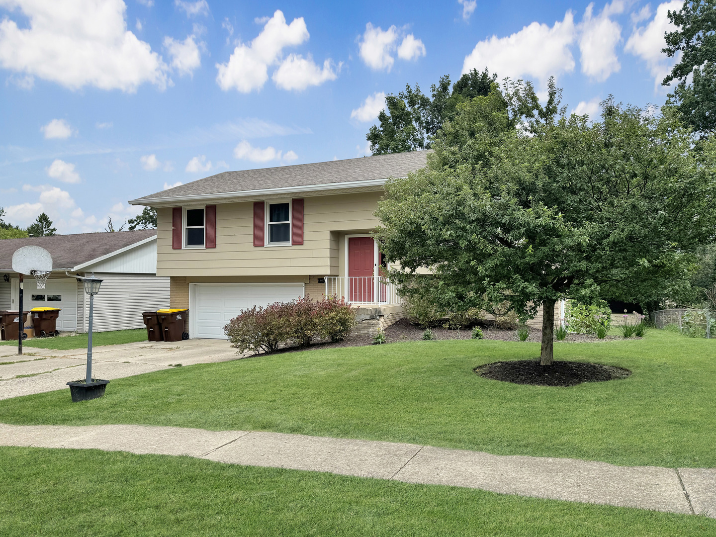 675 Shimer Drive Freeport, IL 61032 - Photo 1 of 32