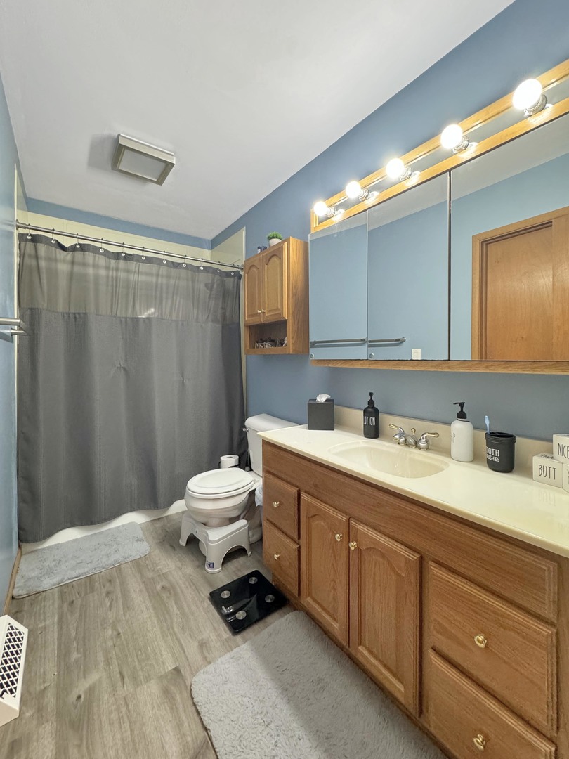 675 Shimer Drive Freeport, IL 61032 - Photo 23 of 32