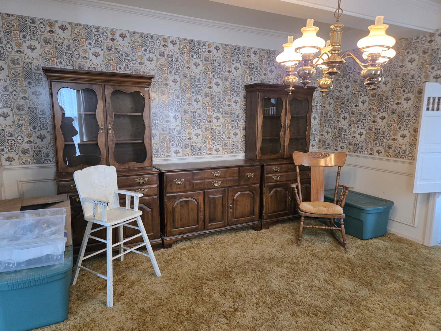 1663 East Rietveld Drive Crete, IL 60417 - Photo 26 of 64 a view of a dining room with furniture and chandelier