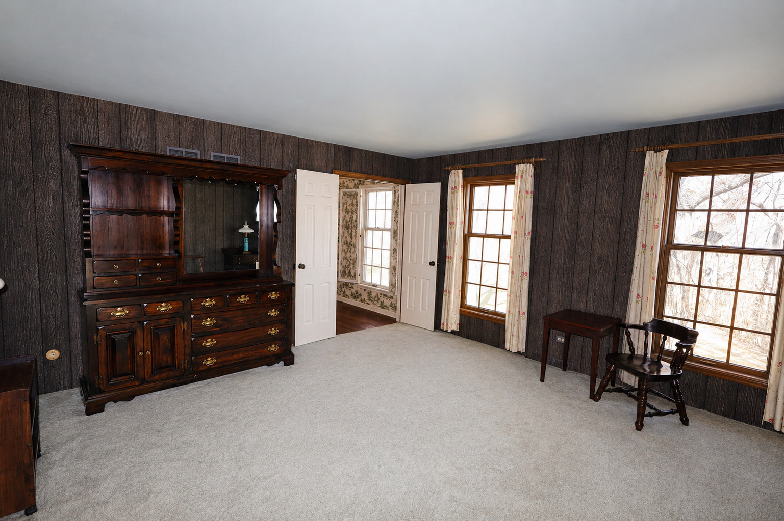 1663 East Rietveld Drive Crete, IL 60417 - Photo 42 of 64 a living room with furniture and a flat screen tv