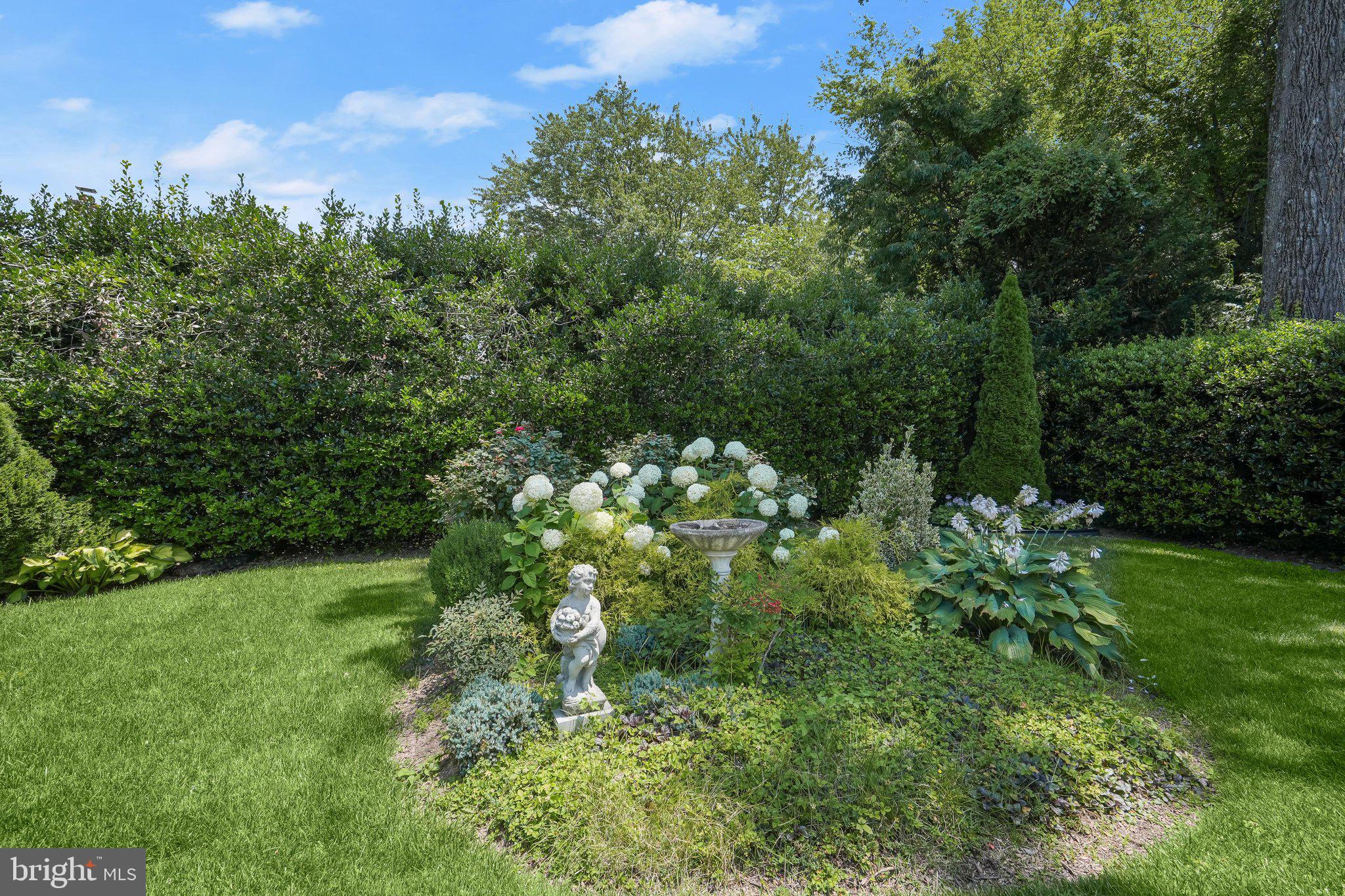 7109 Radnor Road Bethesda, MD 20817 - Photo 42 of 51 7109 Radnor Rd 055