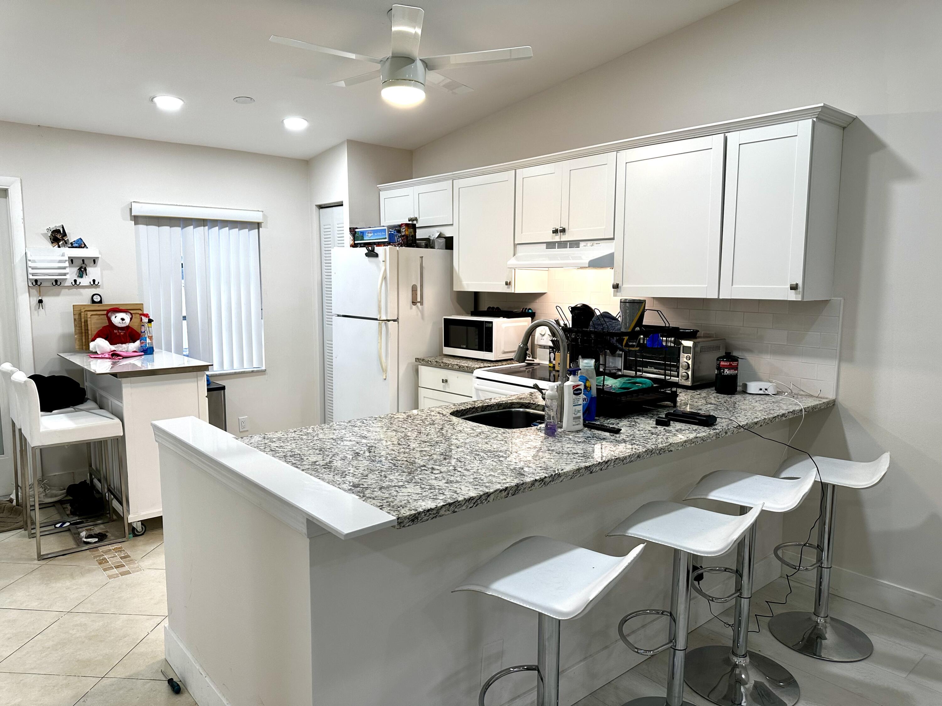 8644 Overset Lane Boca Raton, FL 33496 - Photo 3 of 24 IMG_0750