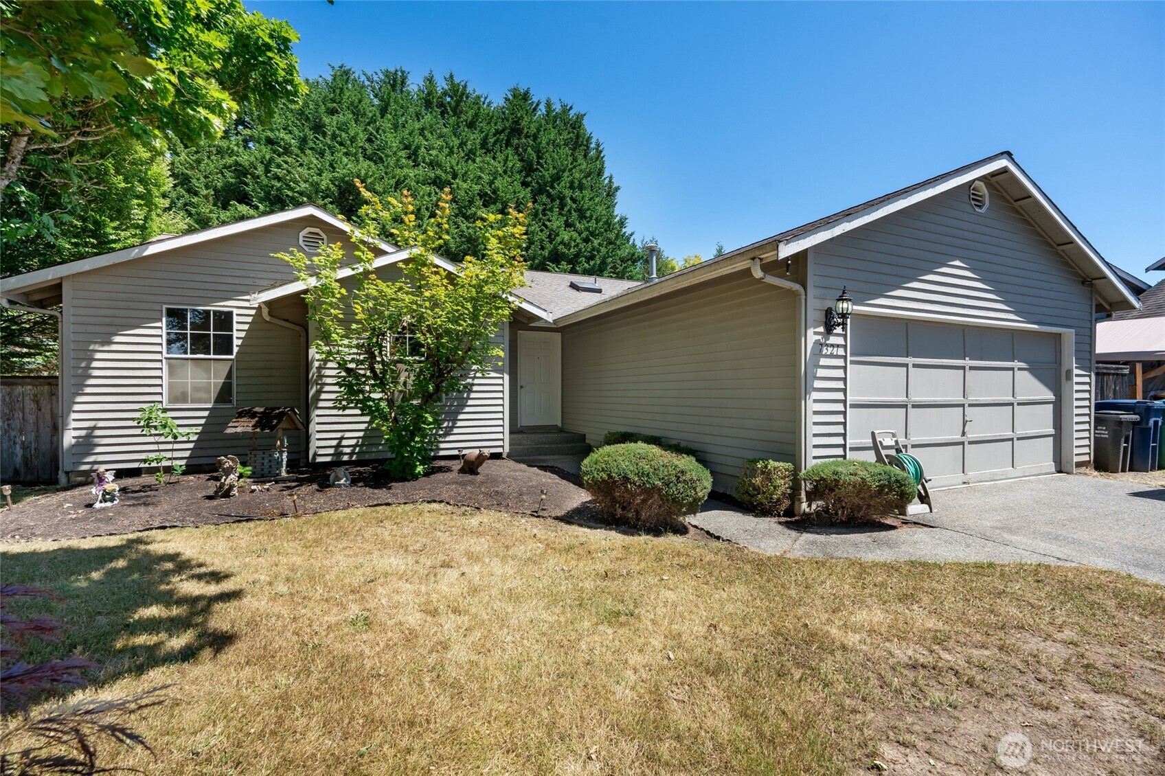 7321 73rd Dr Northeast  