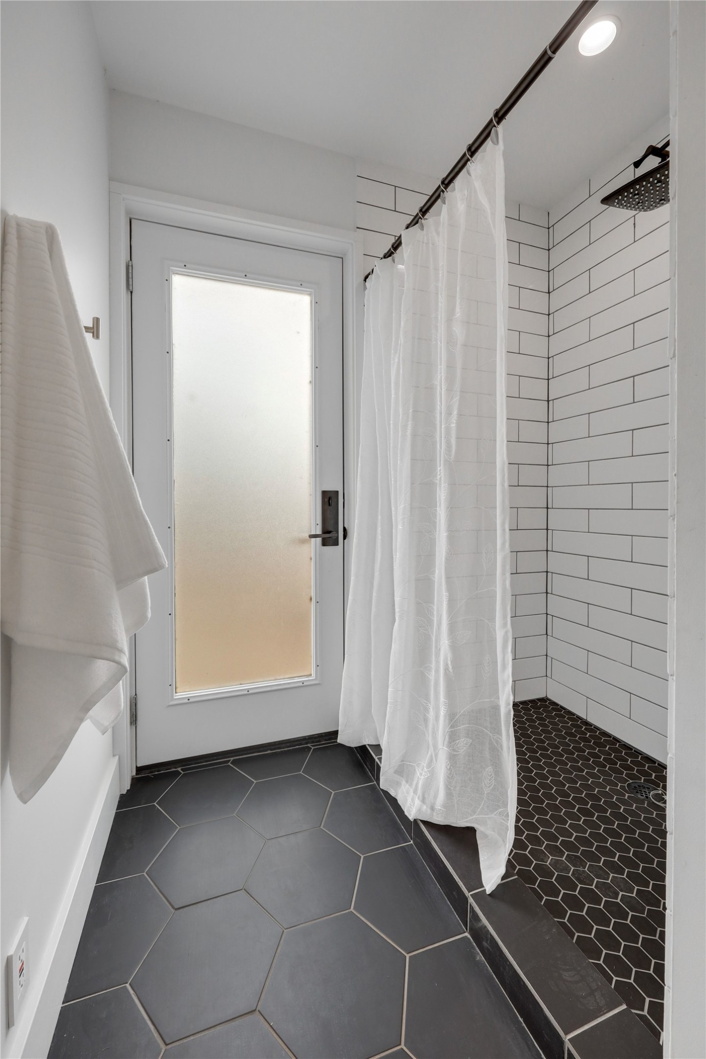 18205 Ridge Road Lago Vista, TX 78645 - Photo 21 of 31