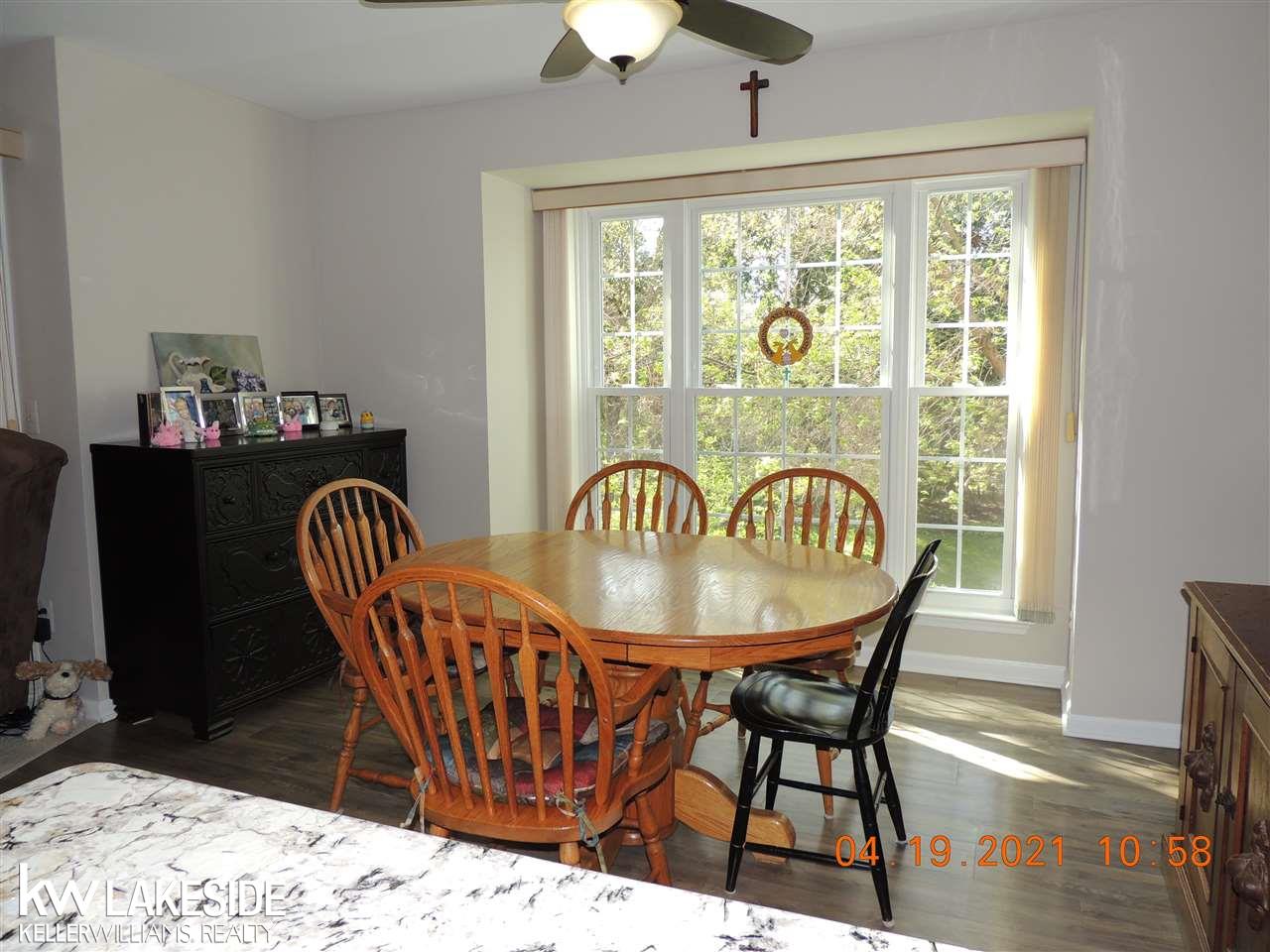 1675 Huntington Park, Unit B Rochester, MI 48309 - Photo 14 of 42 50039251-13.JPG