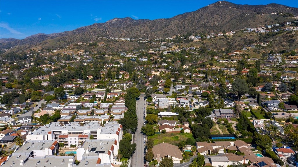 1420 Valley View Road Glendale, CA 91202 - Photo 10 of 13