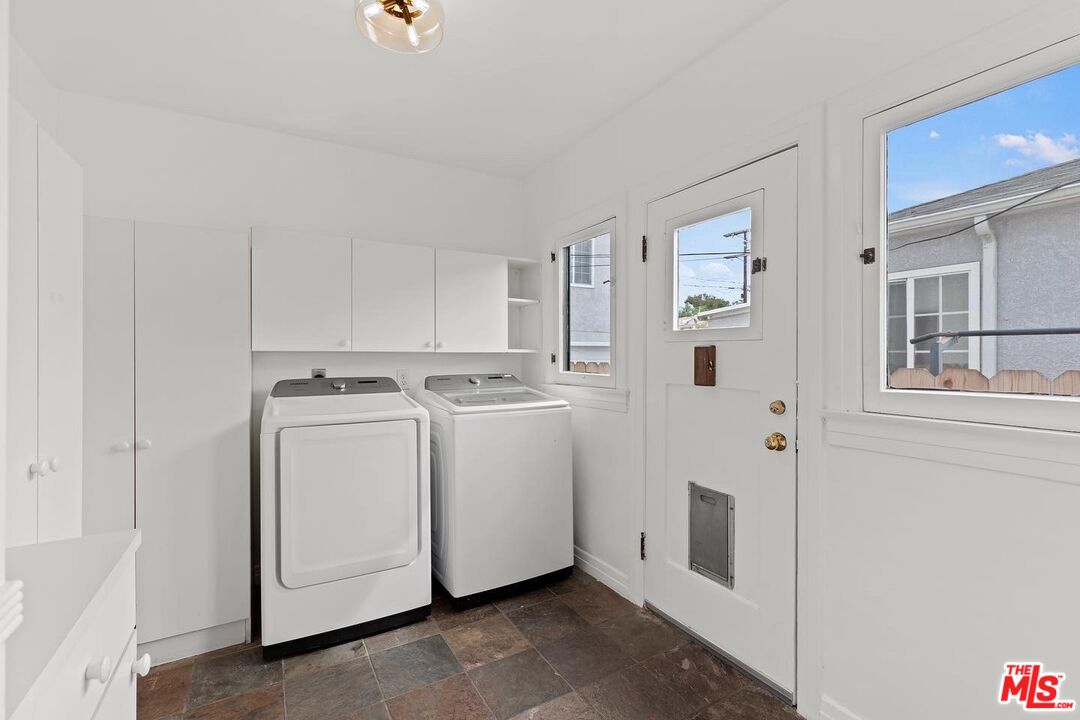 228 Rennie Avenue Venice, CA 90291 - Photo 13 of 26