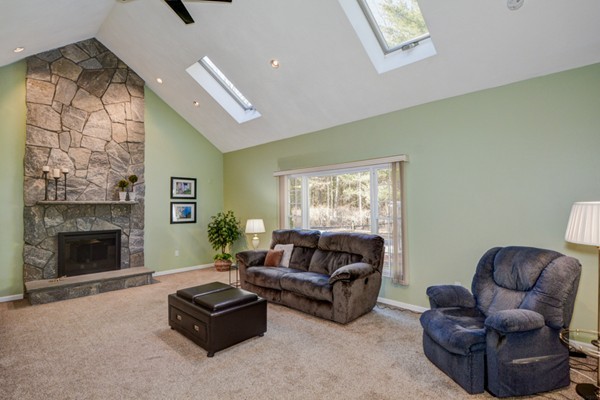 9 Williams Road Wayland, MA 01778 - Photo 10 of 26