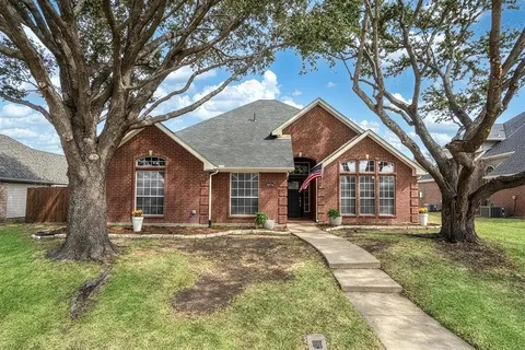 $400,000 | 2059 Birchwood Court, Lewisville, TX 75067