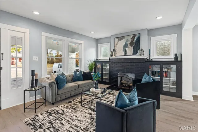 $240,000 | 7620 West Main Street, Belleville, IL 62223