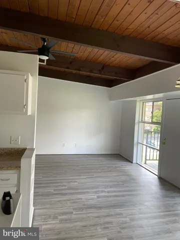 $1,650 | 4907 Americana Drive, Unit 204, Annandale, VA 22003